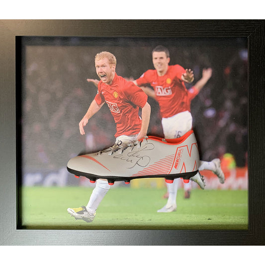 Official Manchester United FC Scholes Signed Boot (Framed)