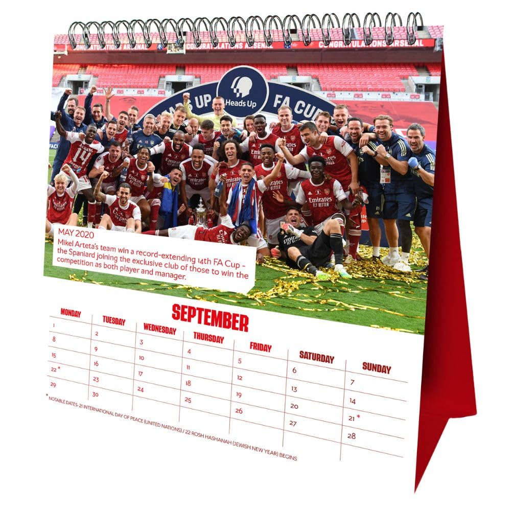 Official Arsenal FC Desktop Calendar 2025